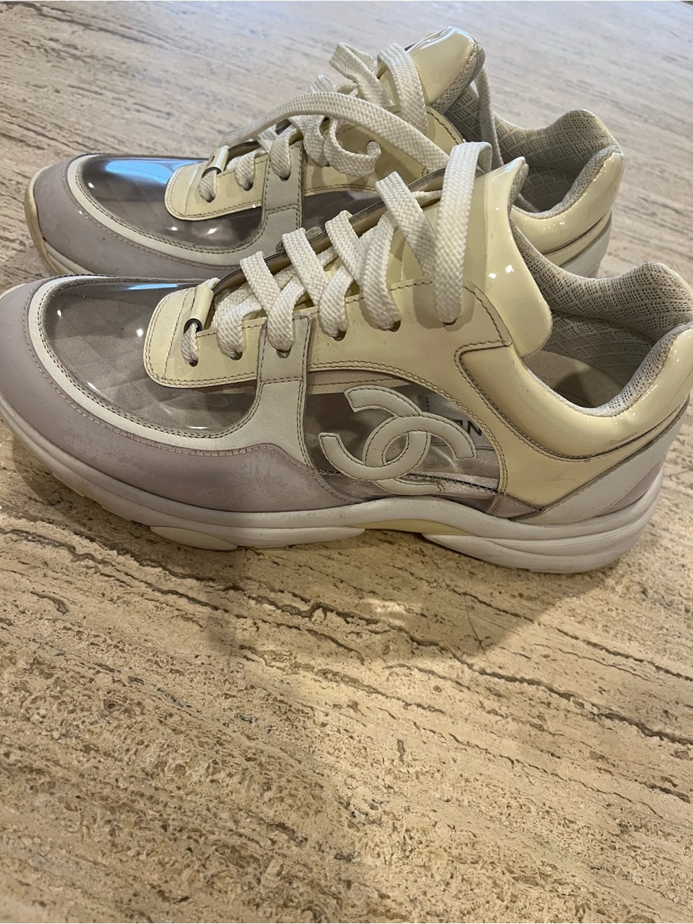 CHANEL White Logo Low-Top Sneakers